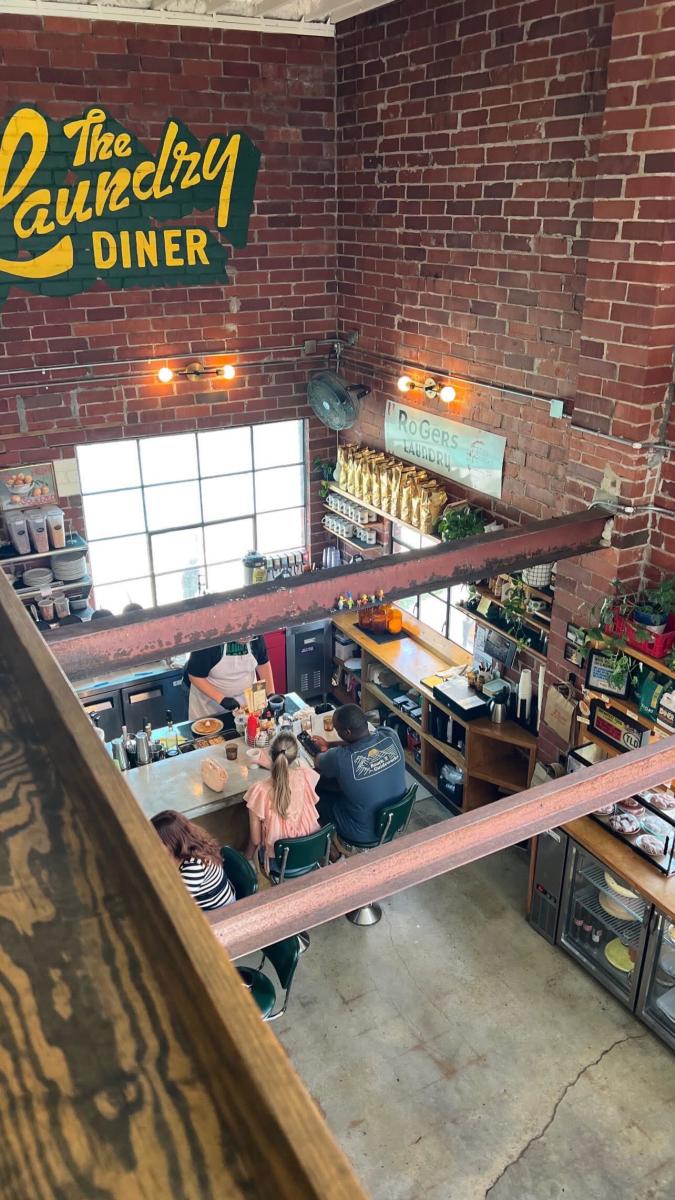 VINTAGE MARKET THE LAUNDRY DINER