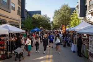 Holiday Street Festival at Artisan Circle