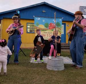 Pickin' & Grinnin'