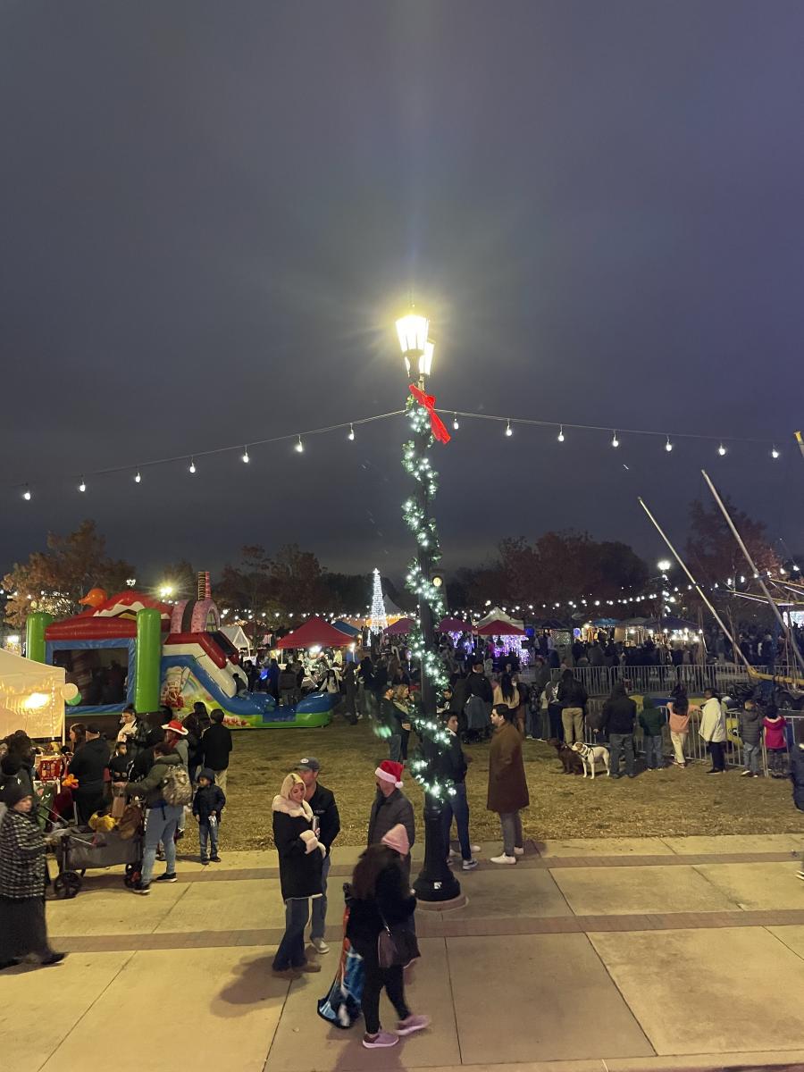 Holiday Main St. Fest and Parade