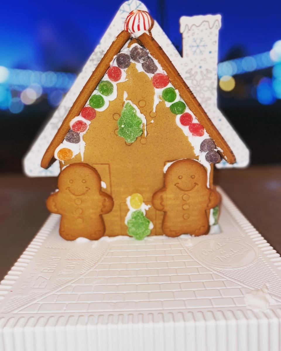 Gingerbread House Decorating Party