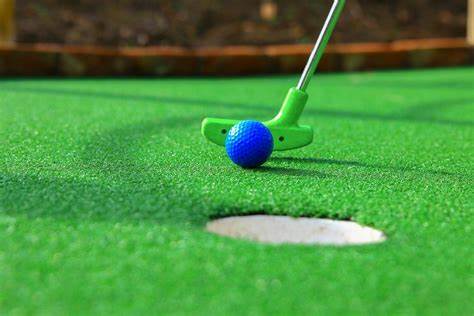 Mini-Golf Helpers Mini-Golf Helpers