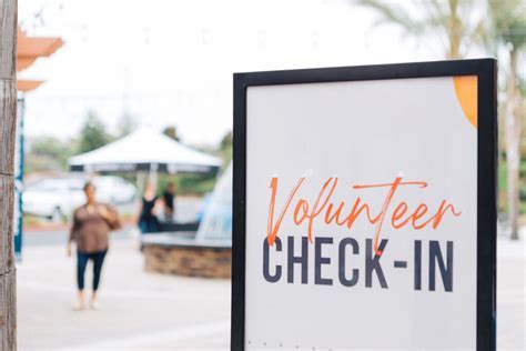 18+ Volunteer Check-In and Gnomes on the Roam 18+ Volunteer Check-In and Gnomes on the Roam