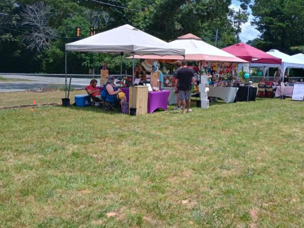 Fabulous Finds Food Truck and Vendor Market May 2 Charles Bundrige