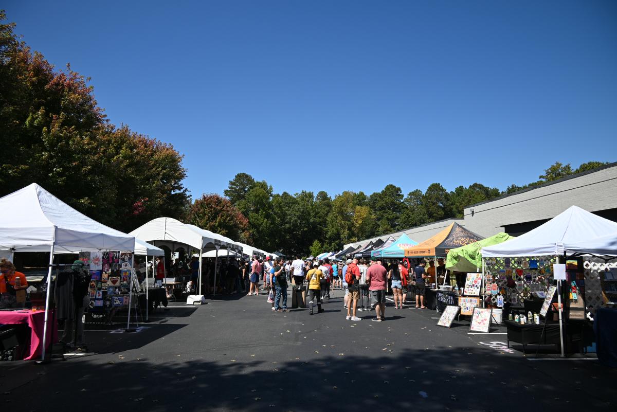 Fall Fest Artisan Market @ Pontoon Brewing