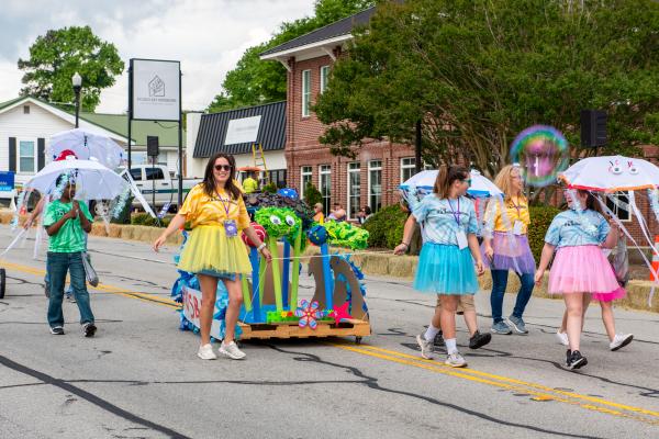 Kinetic Sculpture Parade (Only)