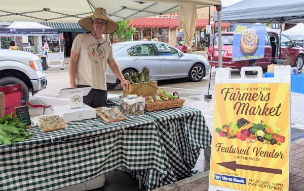 Seasonal Vendor