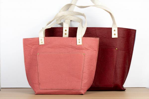Saga tote