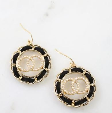 Braided round earrings