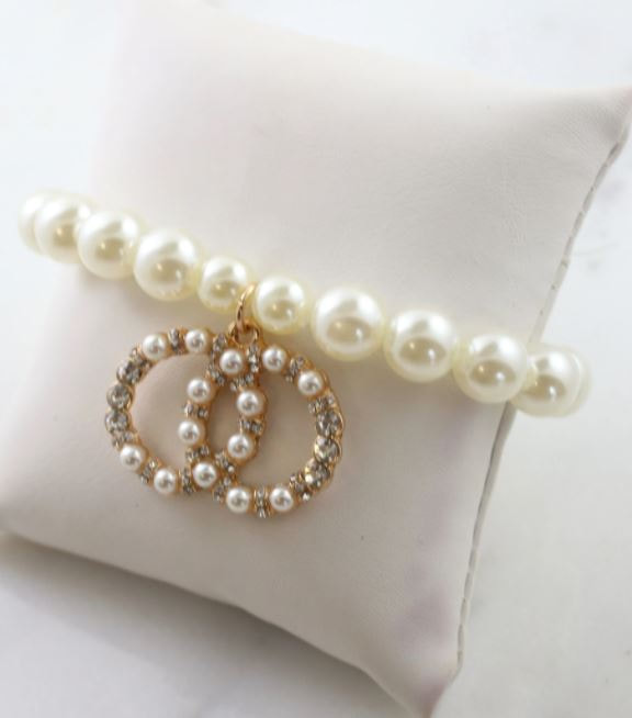 Pearl Stretch Bracelet picture