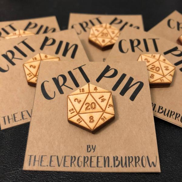 D20 Critical Hit Wooden Pin