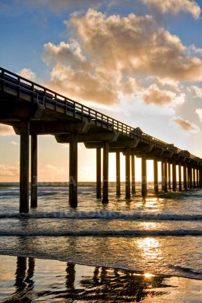 Scripps Pier at Sunset, La Jolla, California picture