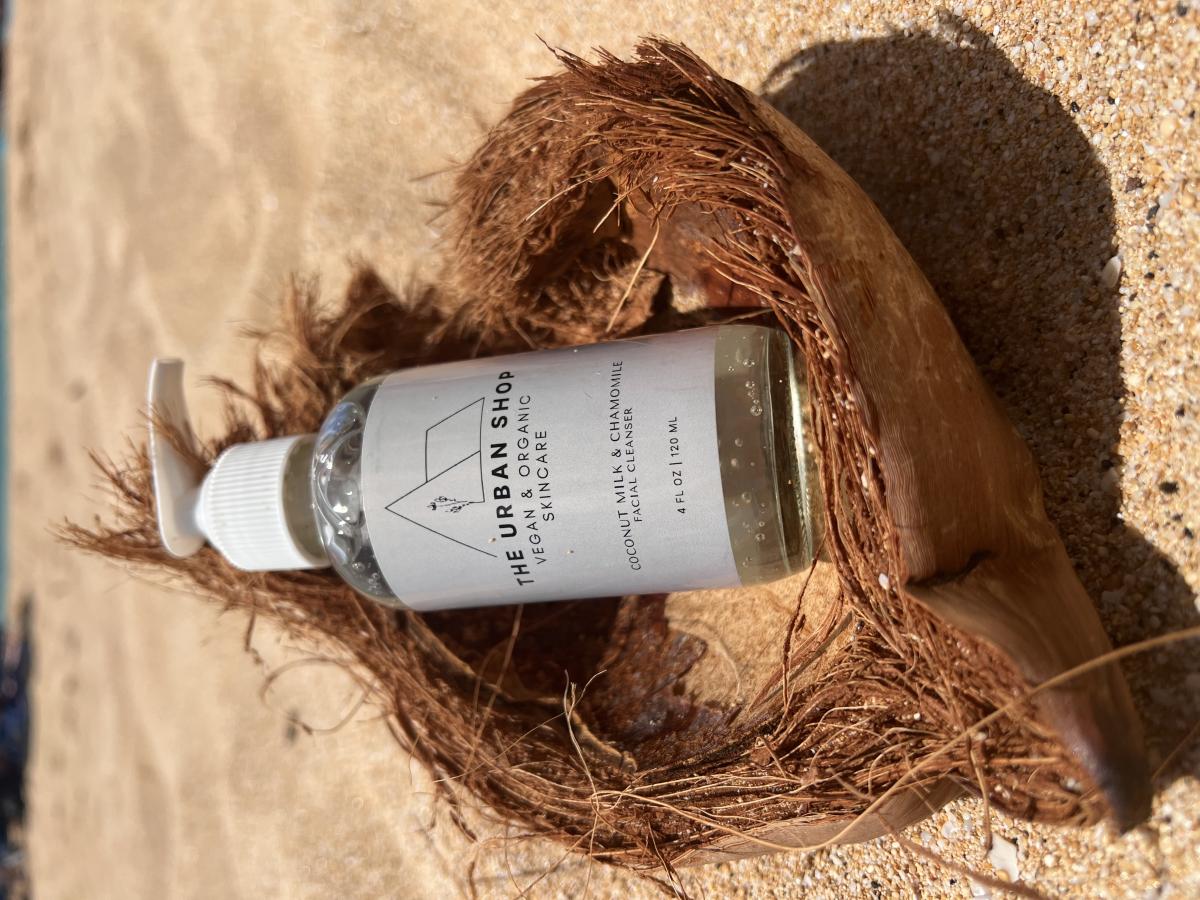 Coconut Milk & Chamomile Face Wash picture