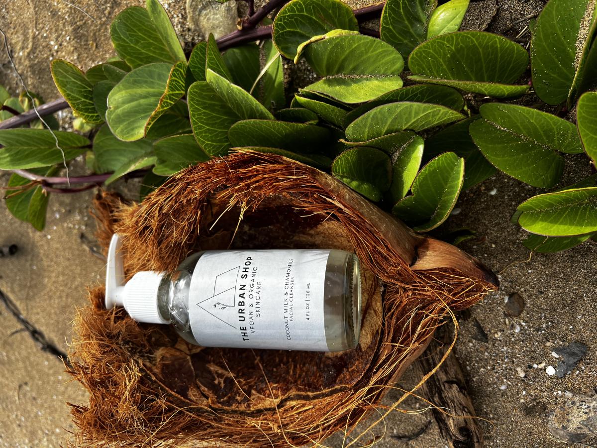 Coconut Milk & Chamomile Face Wash picture