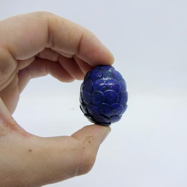 Rainbow Flecked Blue Dragon Egg picture