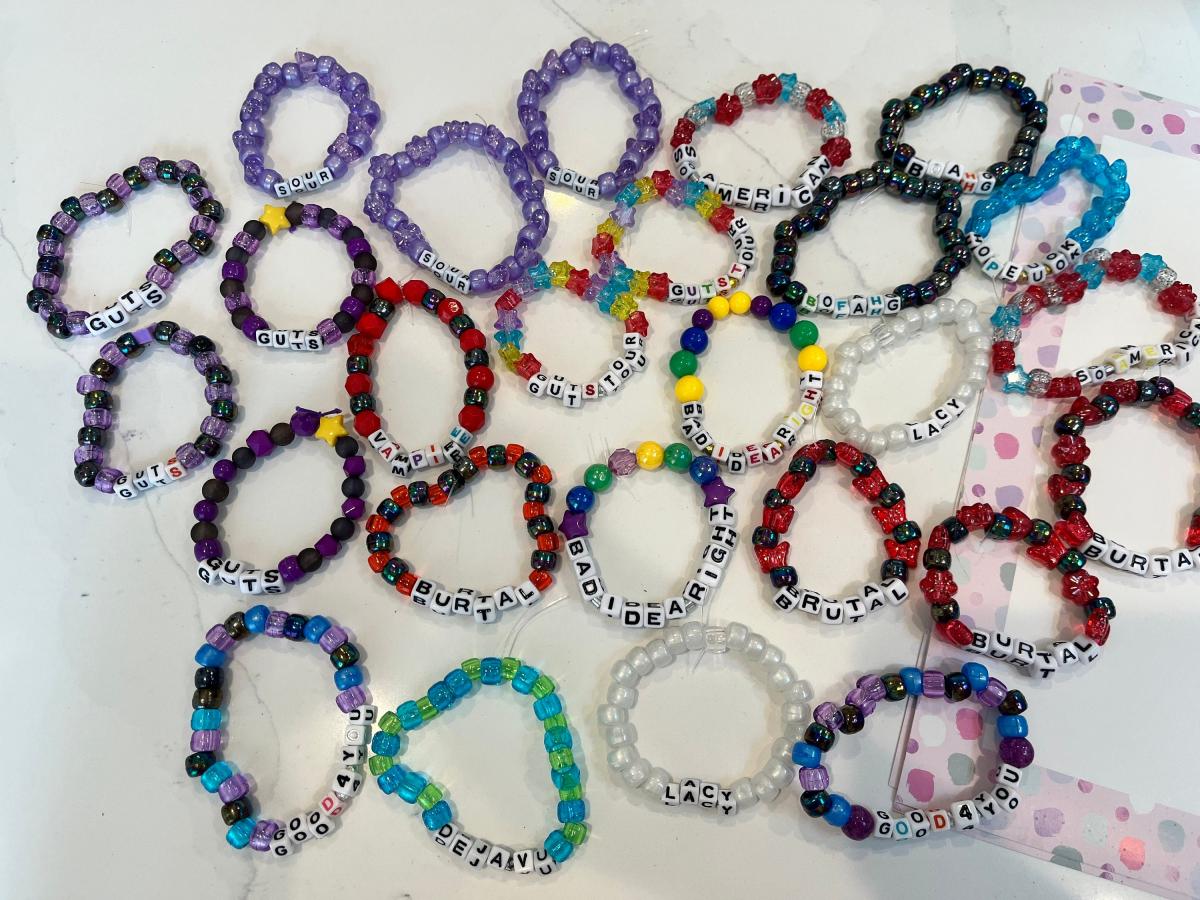 Olivia Rodrigo friendship bracelets picture