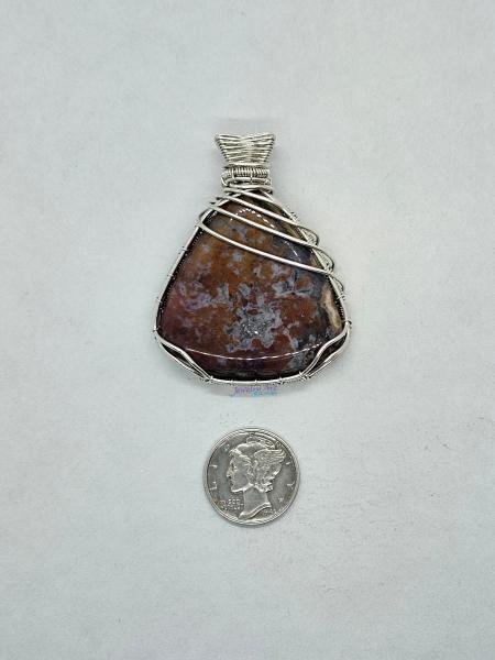 BROKEN BUT BEAUTIFUL COLLECTION- HOLT CANYON MOSS AGATE WITH QUARTZ POCKET PENDANT picture