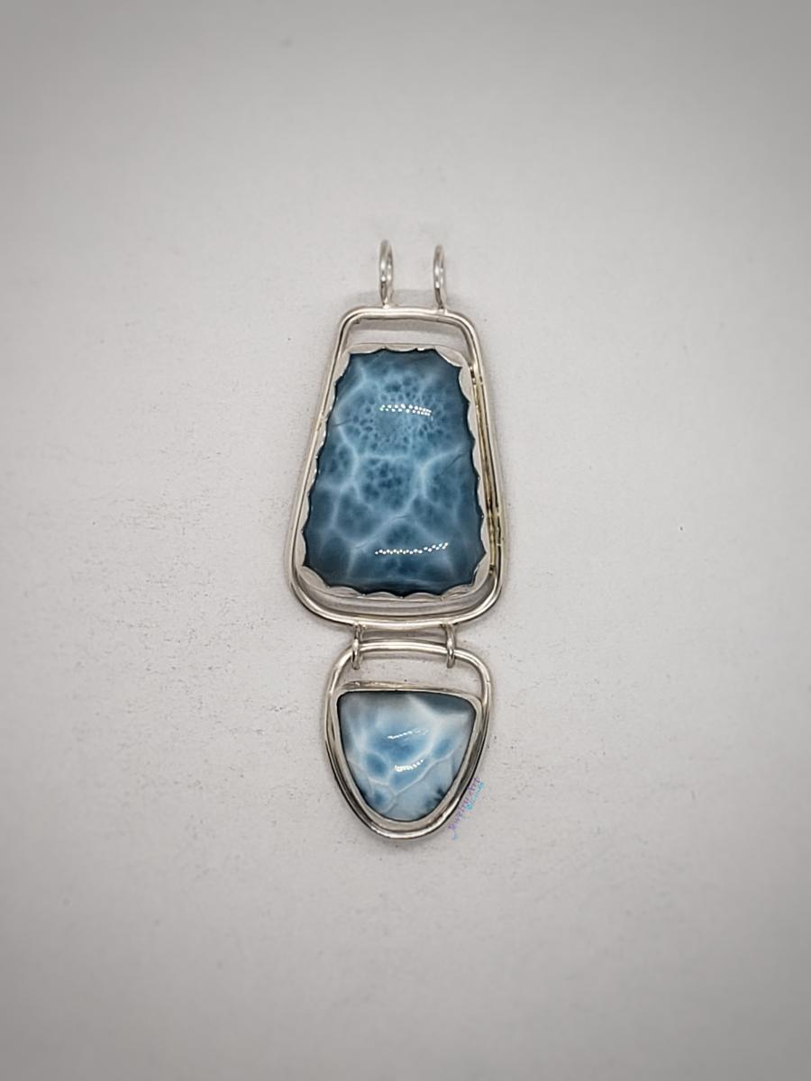 LARIMAR picture
