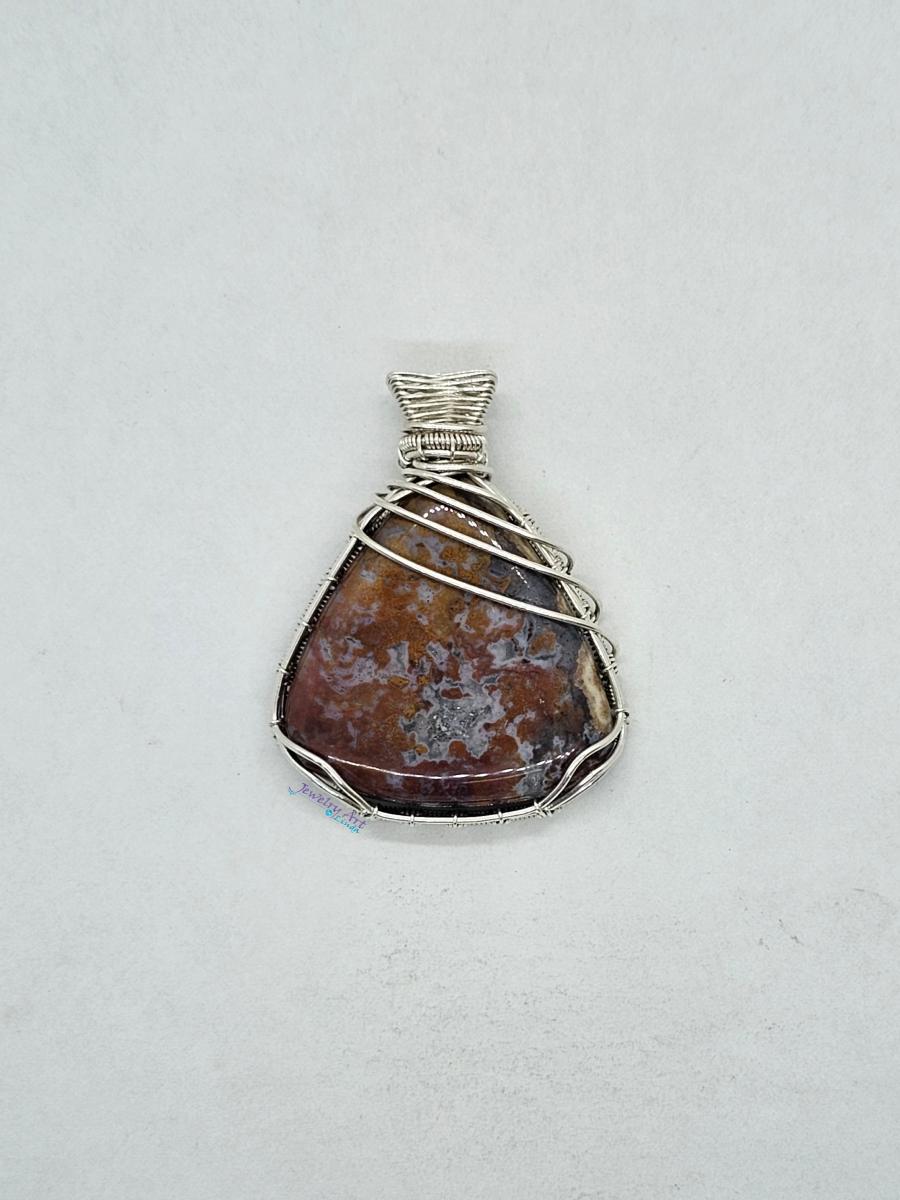 BROKEN BUT BEAUTIFUL COLLECTION- HOLT CANYON MOSS AGATE WITH QUARTZ POCKET PENDANT picture