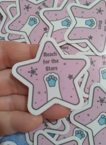 Reach for the stars toebeans vinyl sticker picture