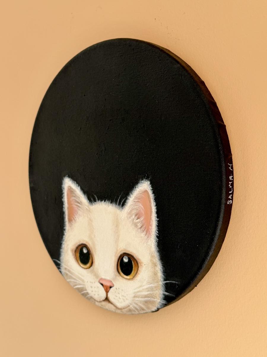 Peeking Cat picture