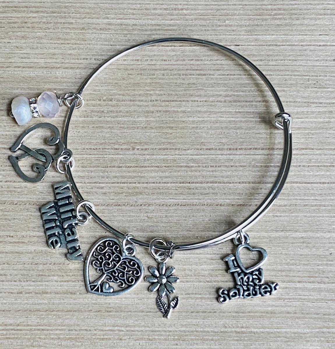 Military Wife I Love My Soldier Women’s Charm Bracelet picture