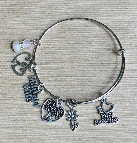 Military Wife I Love My Soldier Women’s Charm Bracelet picture