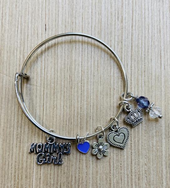 Mommy’s Girl Little Girls Charm Bracelet picture