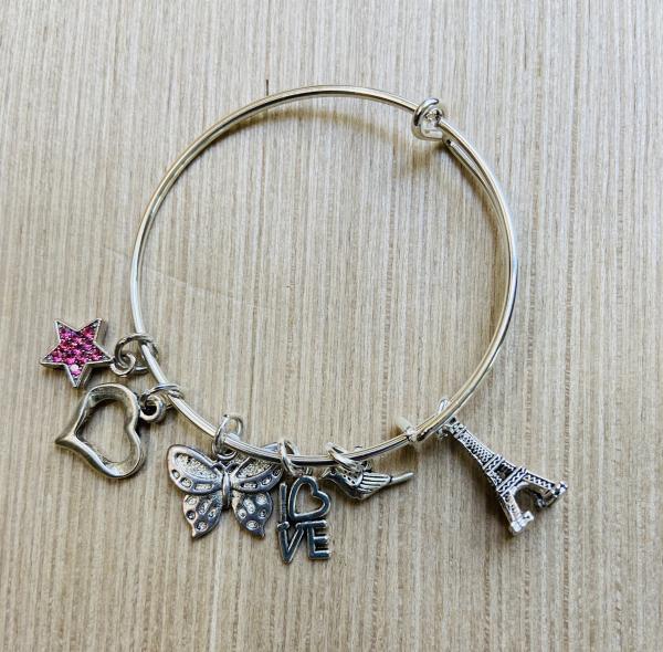 Girls Eiffel Tower Love Theme Charm Bracelet picture