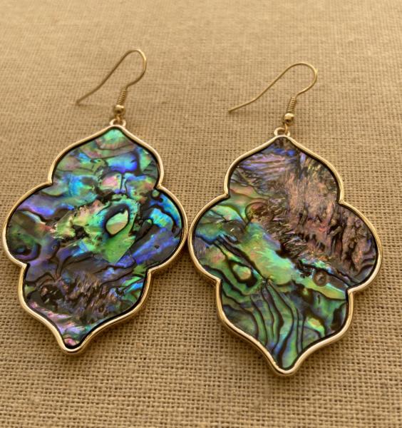 Skye3 Quatrefoil Abalone Shell Earrings picture