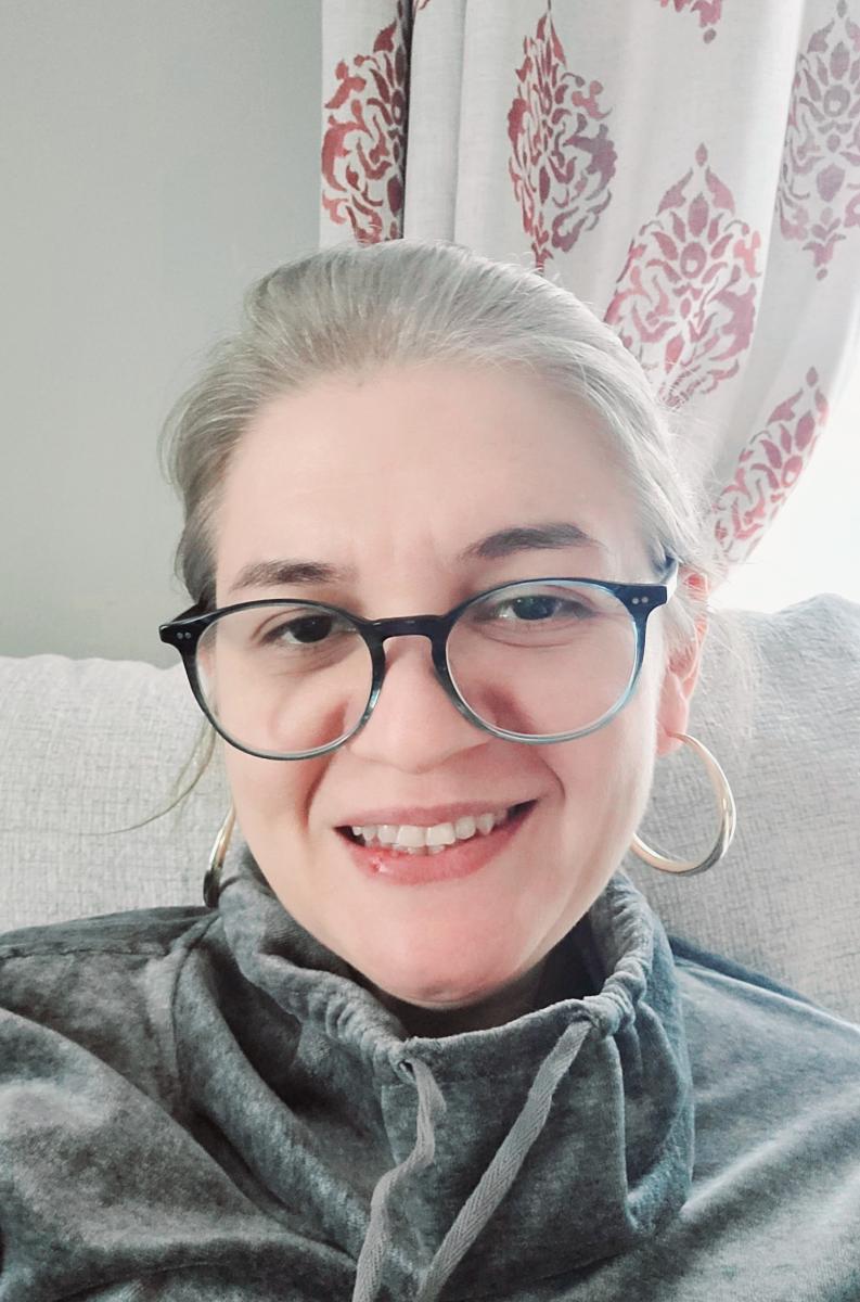 Ayse Howard User Profile