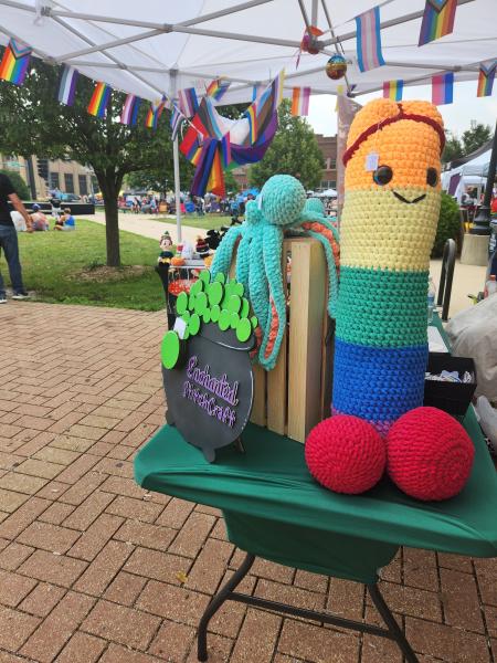 Pride Peen Plushie ??