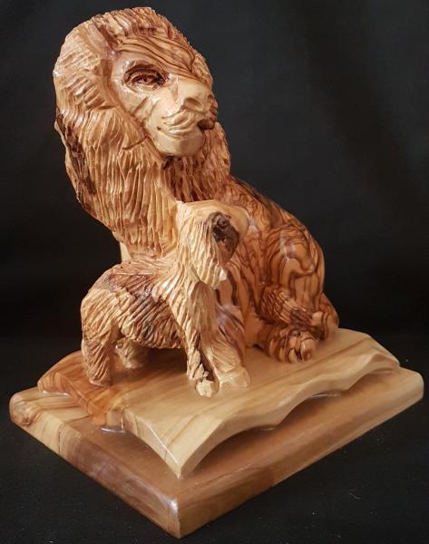 The Lion and the Lamb Olivewood Sculpture picture