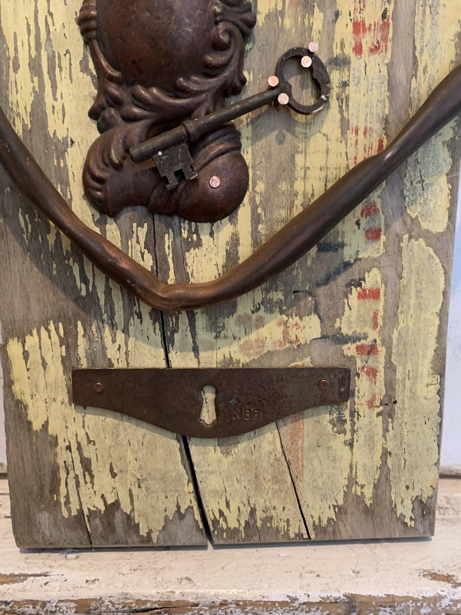 SOLD!!!!! ðŸ˜ðŸ˜ Signed copper heart/ yellow crate #29 picture