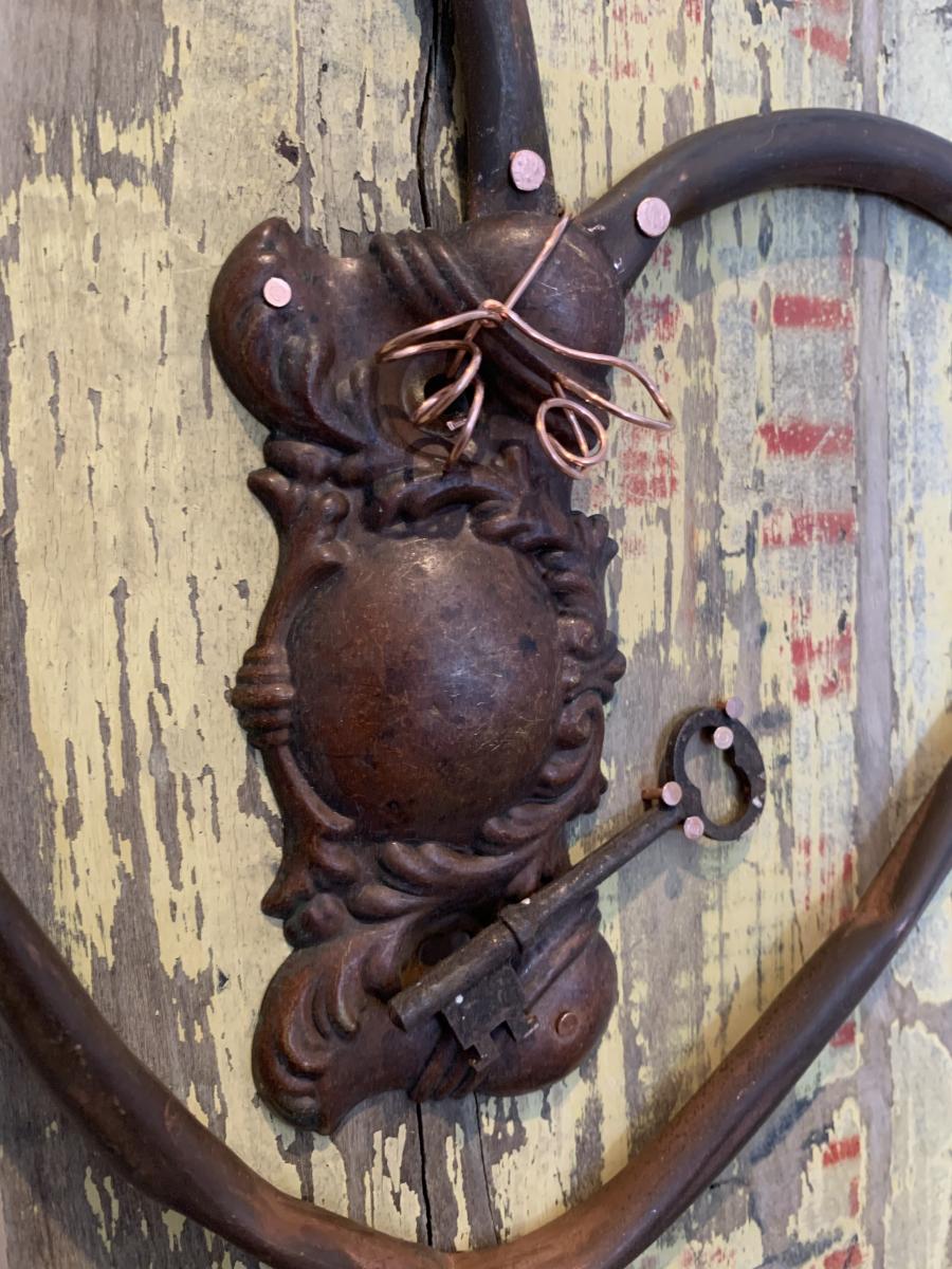 SOLD!!!!! ðŸ˜ðŸ˜ Signed copper heart/ yellow crate #29 picture