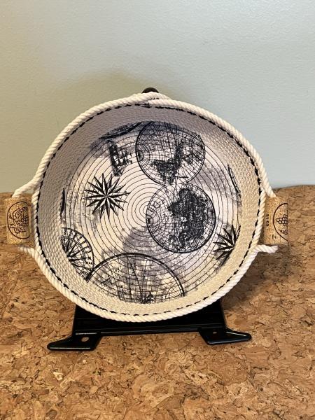 Quilted Fabric Rope Bowl - 9" size picture