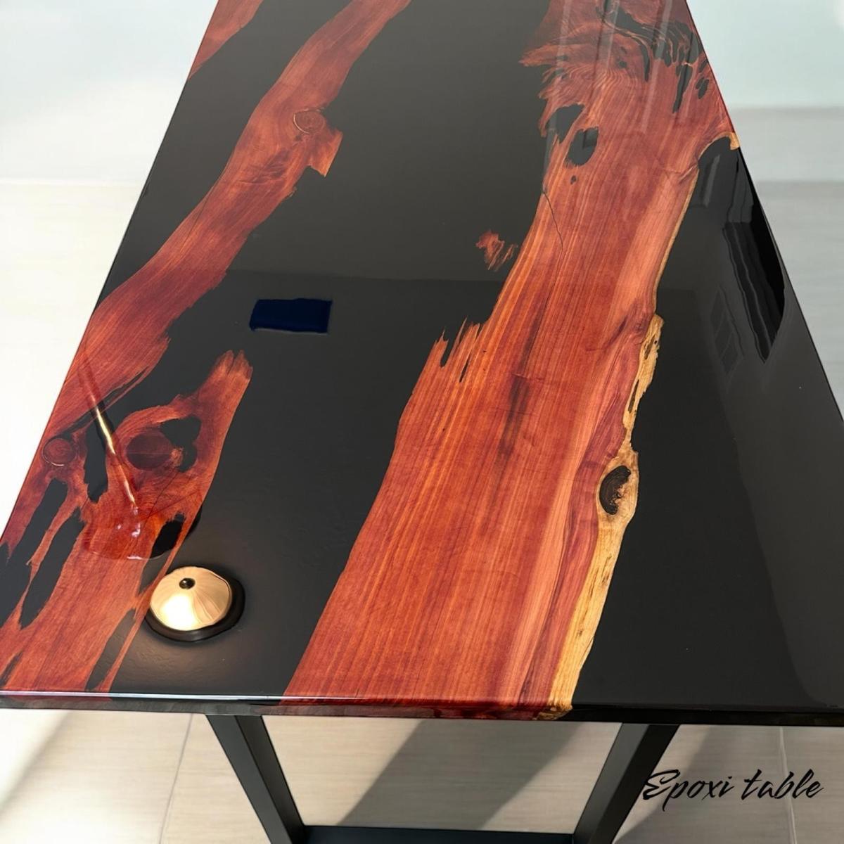 Office table hand crafted glossy finish picture