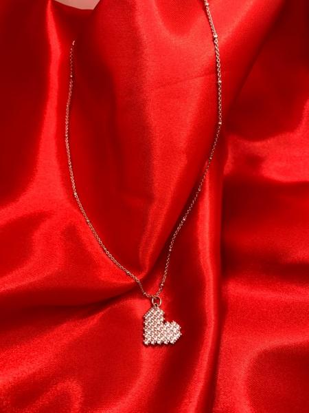 Love is in the air necklace picture