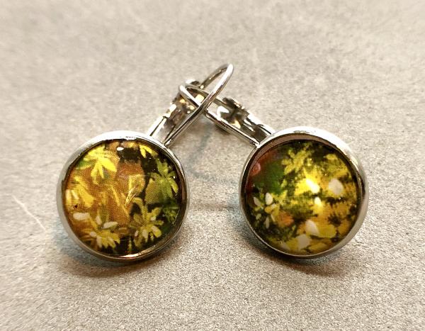 Vintage Tin under Resin One Piece Lever Back Earrings