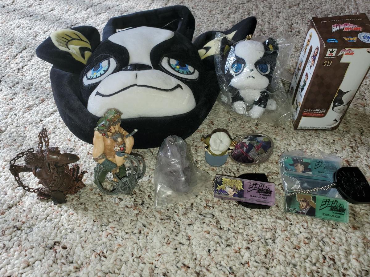 JoJo Character straps, stands, Mini-figures picture