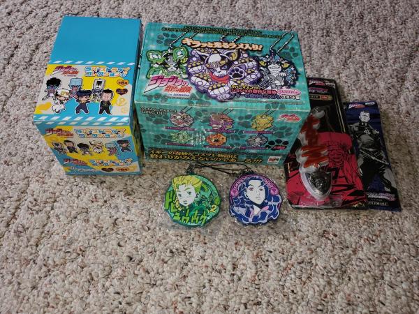 JoJo Character straps, stands, Mini-figures picture