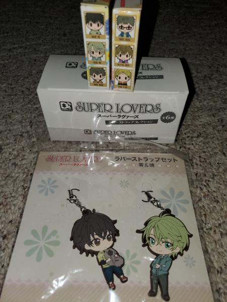 Super Lovers straps picture