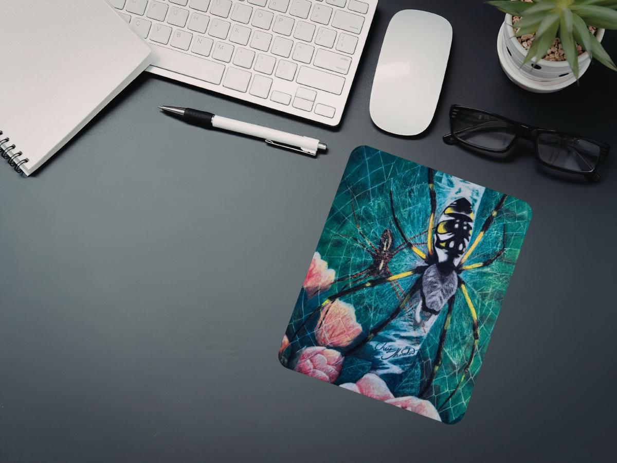 Grace the Garden Spider Mousepad picture