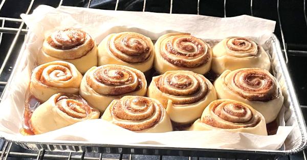 Cinnamon rolls