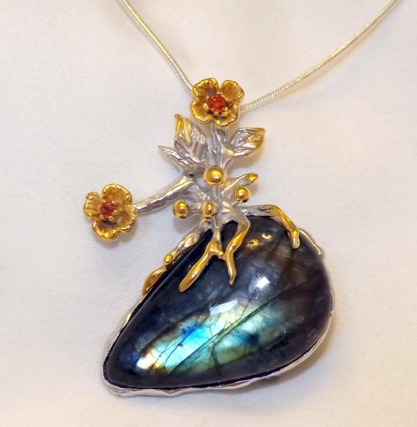 Labradorite & Garnet Sculptural Pendant picture