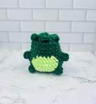 Chunky Crochet Frog Plushie | Soft & Cuddly Amigurumi Buddy