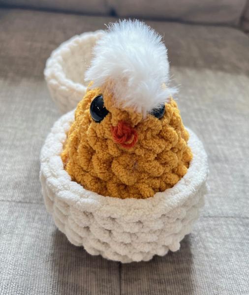 Hatching Chick Plushie | Adorable Easter & Farmhouse Decor