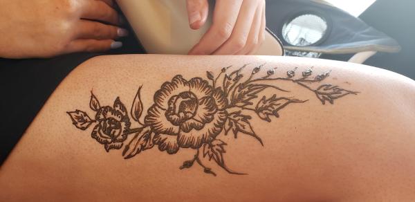 Elegant Henna Tattoo