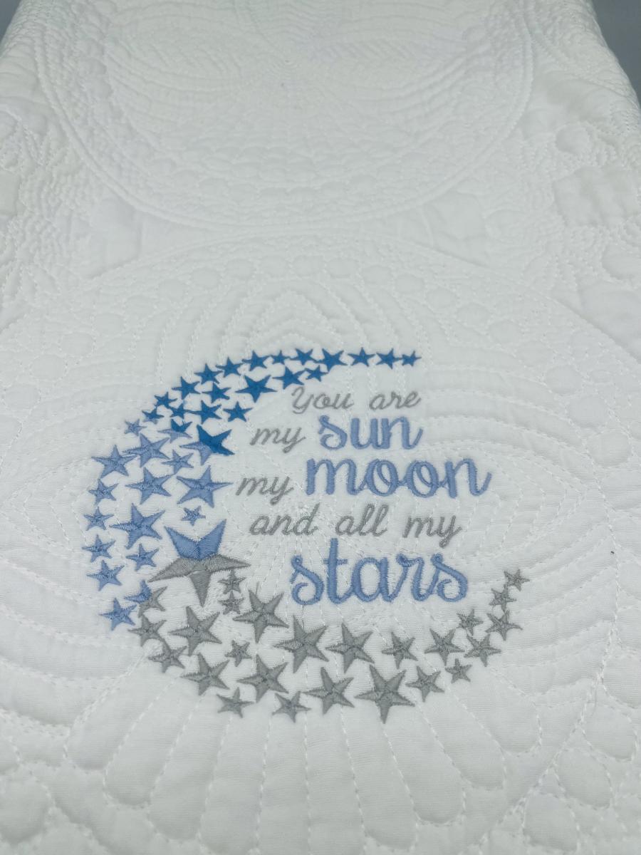 Embroidered moon baby quilt picture