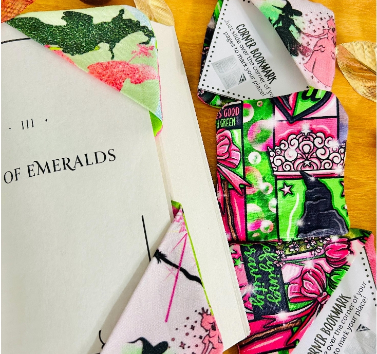 Personalized Corner Fabric Bookmark &ndash;  Custom Page Savers (Set of 2) picture